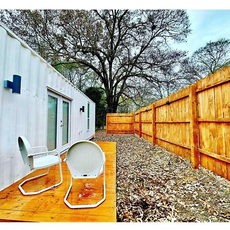 Nomehaus Shipping Container Studio Residential Neighborhood Athens Exterior photo